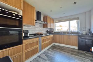 Photo 16- click for photo gallery